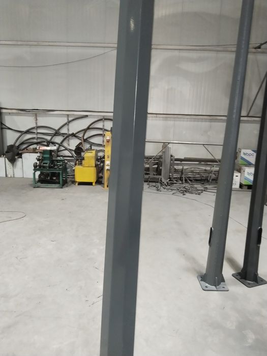 Столб фонарный для освещения улиц, прогулочных дорожек, пешеходных зон