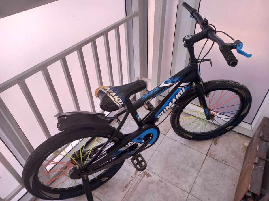 Продам  велосипед на 6, 7 лет