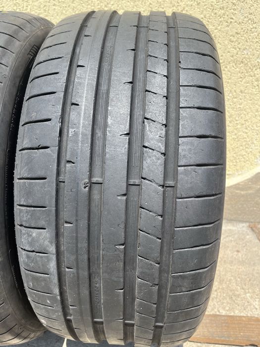 2 бр. летни гуми 245/40/18 Dunlop DOT 1622 4 mm