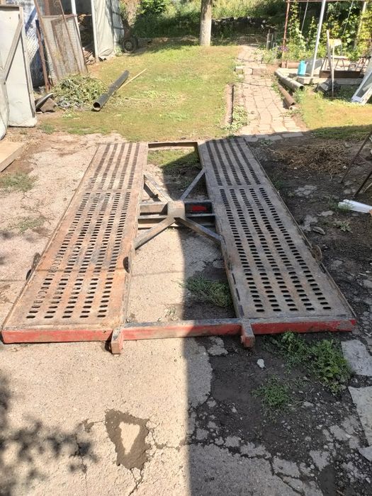 Платформа для эвакуатора (автовоз)