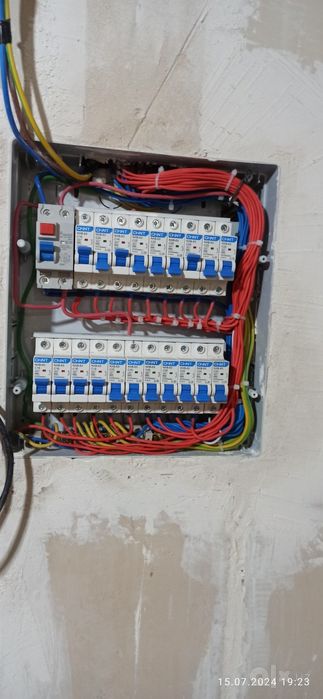Электрик  Elektrik  10 yil staj 5 razryad