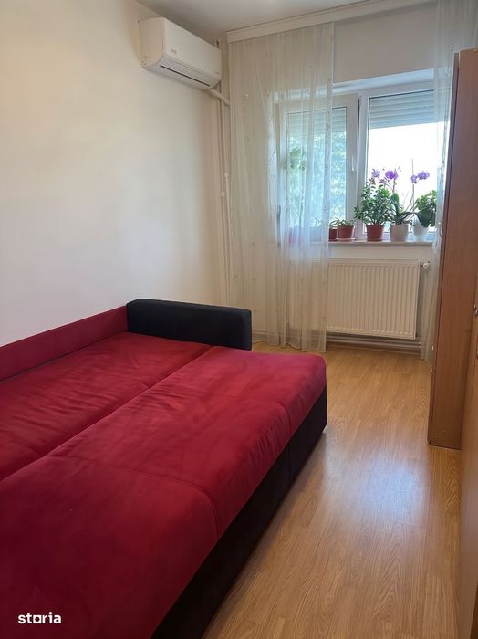 Apartament cu balcon și aer condiționat, 4 camere