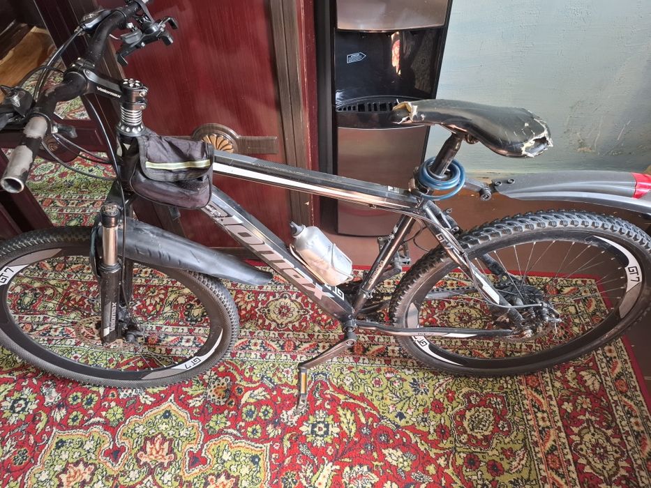 Sotiladi velik velomax