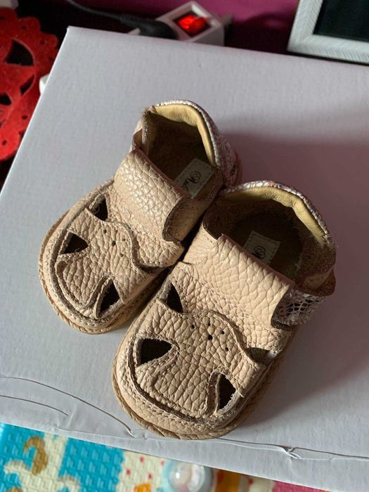 sandale piele primi pasi