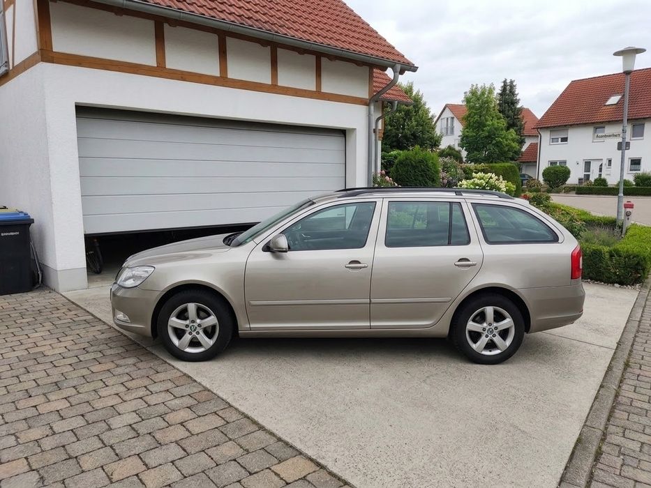 SKODA Octavia 2013 — imagine 2