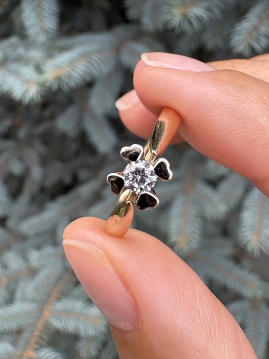 Бриллиантовое кольцо