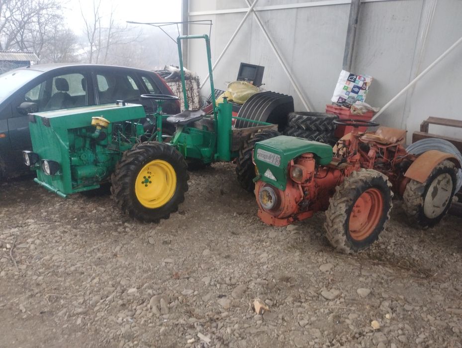 Tractoraș 4x4 articulat