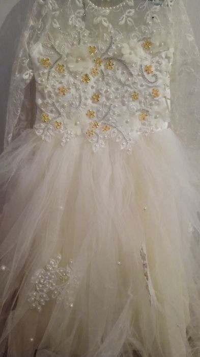 Платье нарядное для девочек