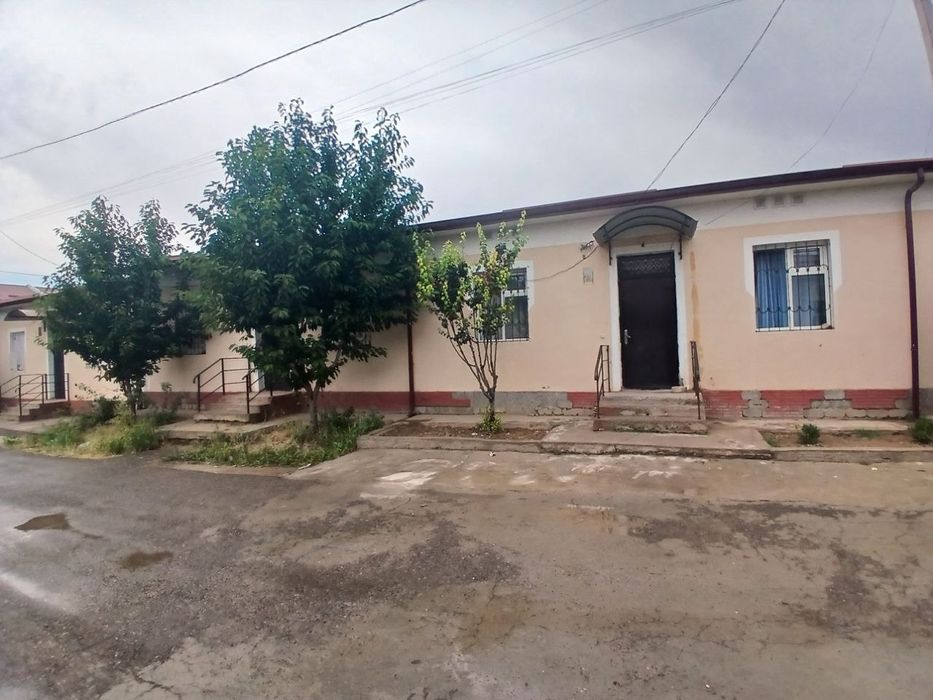 Hovli 2 sotixga qurilgan