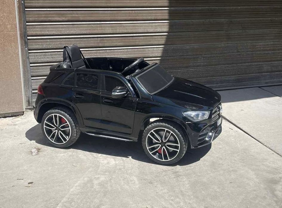 Детска Електрическа кола Mercedes GLE 450