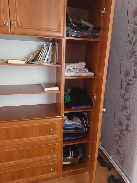 Горка, стенка, шкаф