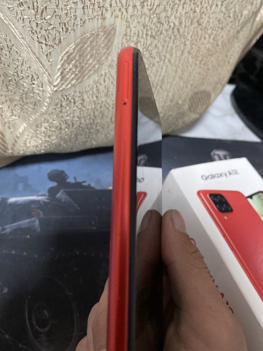 Продам телефон Galaxy A12