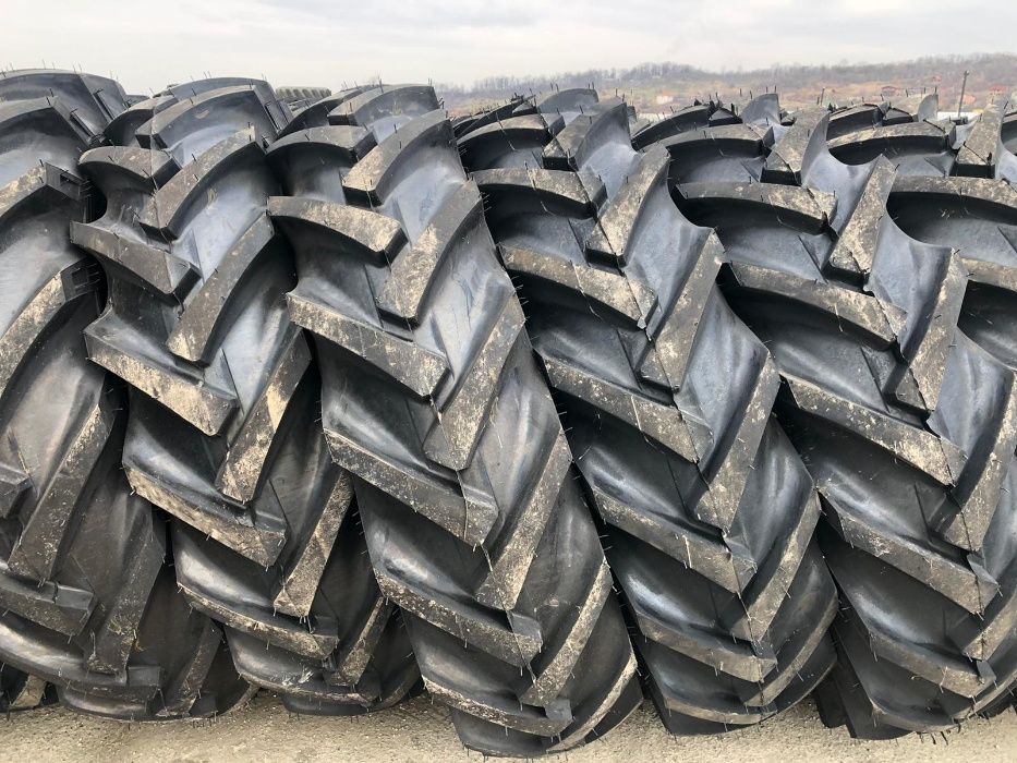 Cauciucuri noi 12.4-28 cu 8 pliuri anvelope TRACTOR FIAT 445