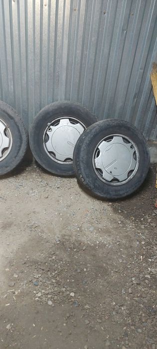 Продам резину.  Wolcvagen Passat