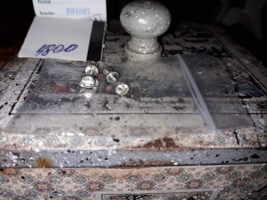 Пуссеты с фианитом