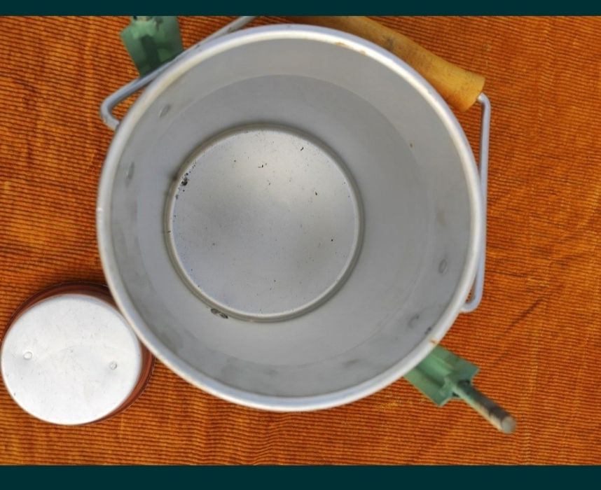 Неръждаем съд.            .