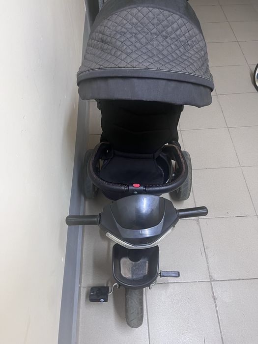 продам трехколесный велосипед детский