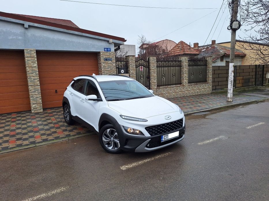 HYUNDAI KONA - 2021 - CUTIE AUTOMATĂ - 50.000 KM - HYBRID + BENZINĂ - STARE CA NOUĂ - Navigație/ Cameră - Unic Proprietar