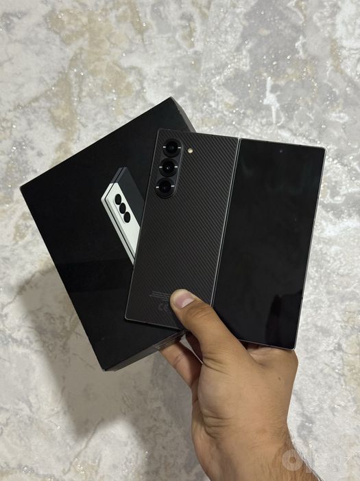 Z Fold 6 limited