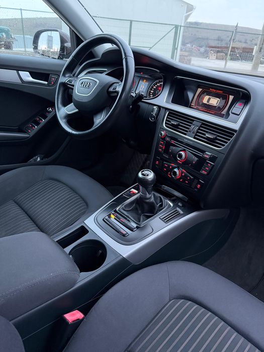 Audi a4 b8 facelift an 2013 de vanzare