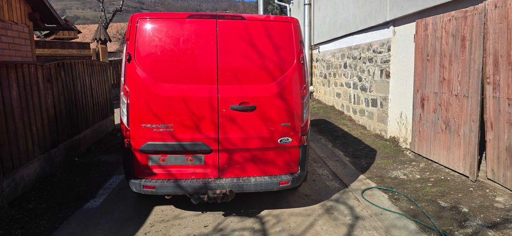 Ford Transit Custom din 2013, motor 2.2 TDCI (125 CP), 212XXX/KM, 6+1