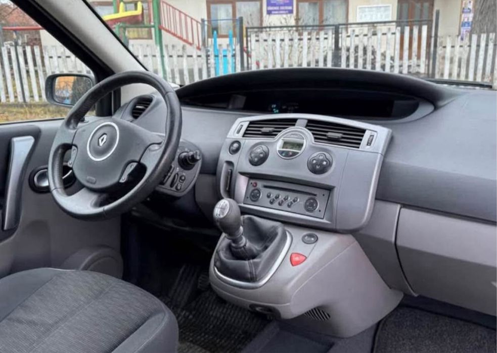 Vând Renault Grand Scenic 2.0 Diesel 150 CP Import Germania