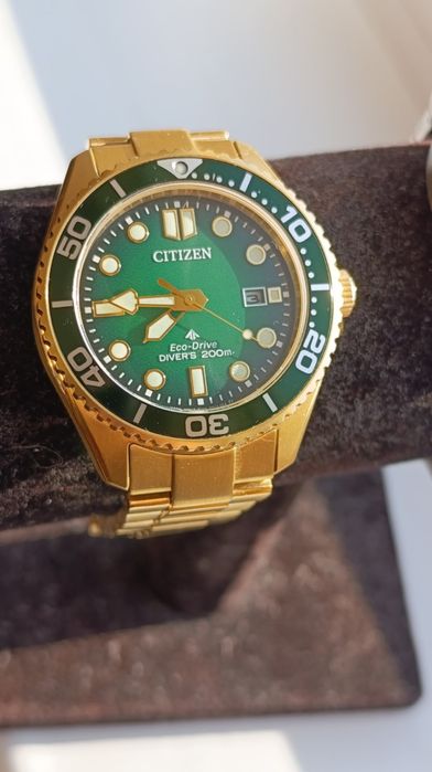 Citizen Saphir Solar
