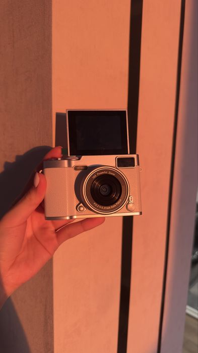 Фото -видео камера