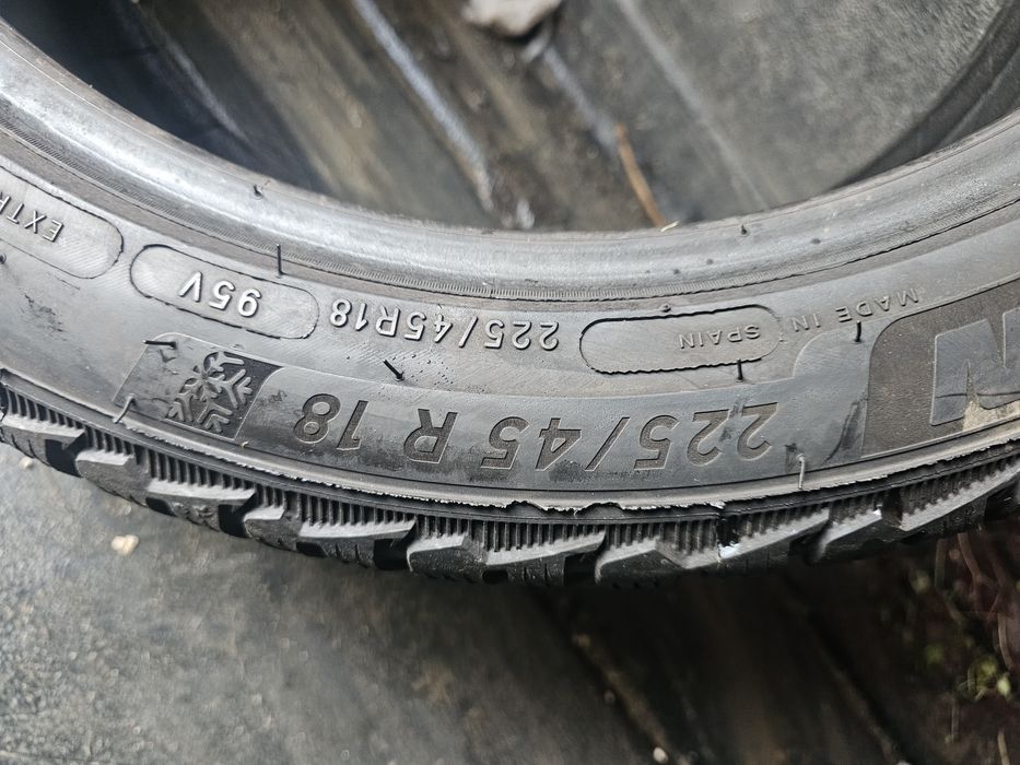 225 45 18 m+s michelin