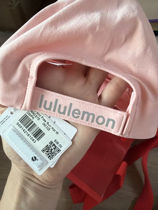 Шапка lululemon