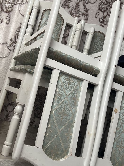 Стулья отдам даром