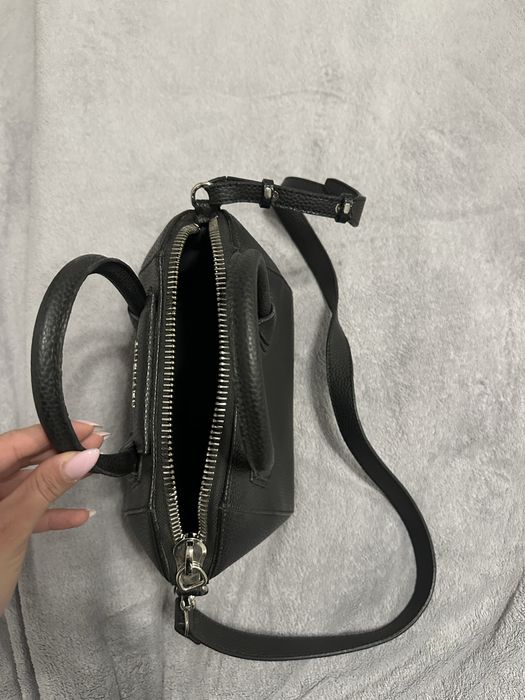 Черна чанта givenchy