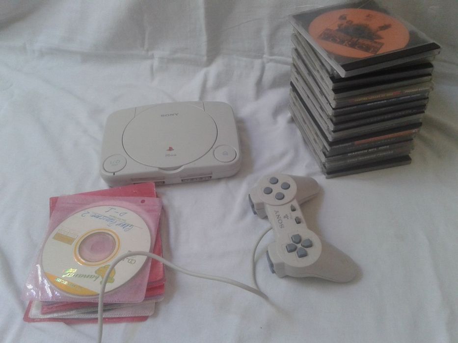 Playstation 1 slim evropadan kelgan