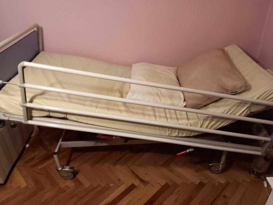 Болнично легло механично