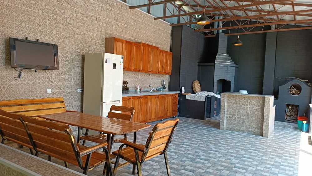 Bóstonliq tumani hashamatli dacha sotiladi