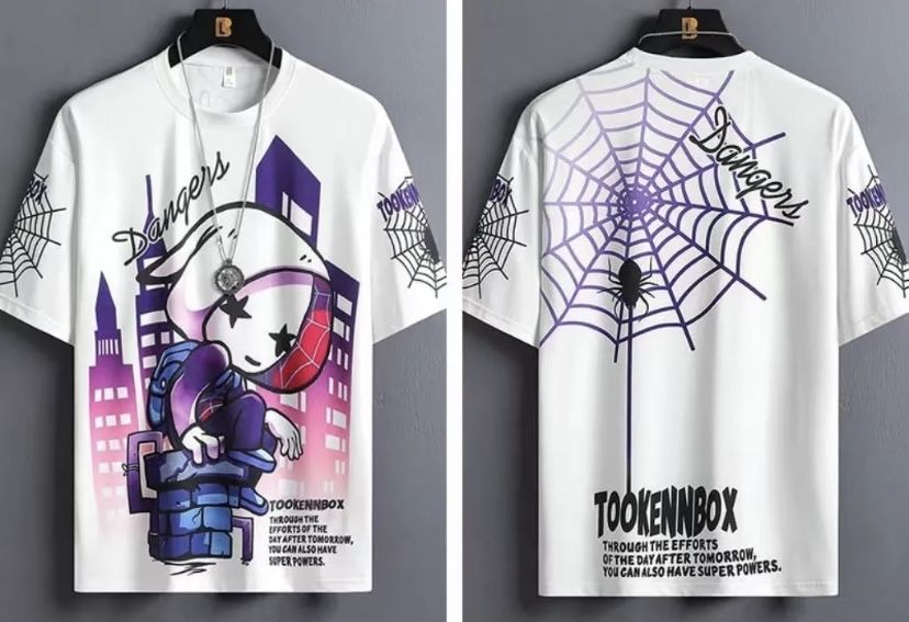 Футболка белая.