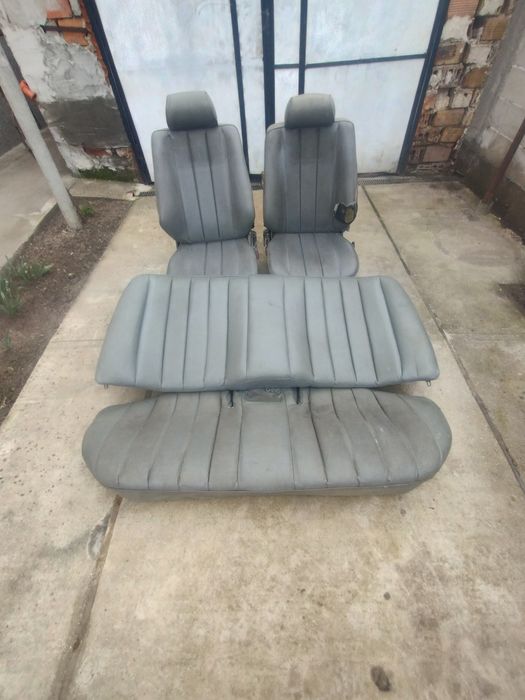 Части за Мерцедес 190 D