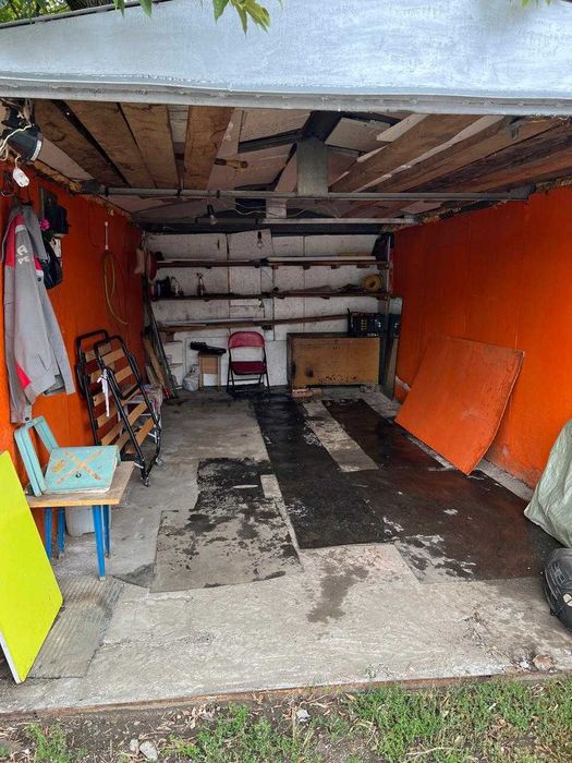 Продам металлический гараж 24 м²