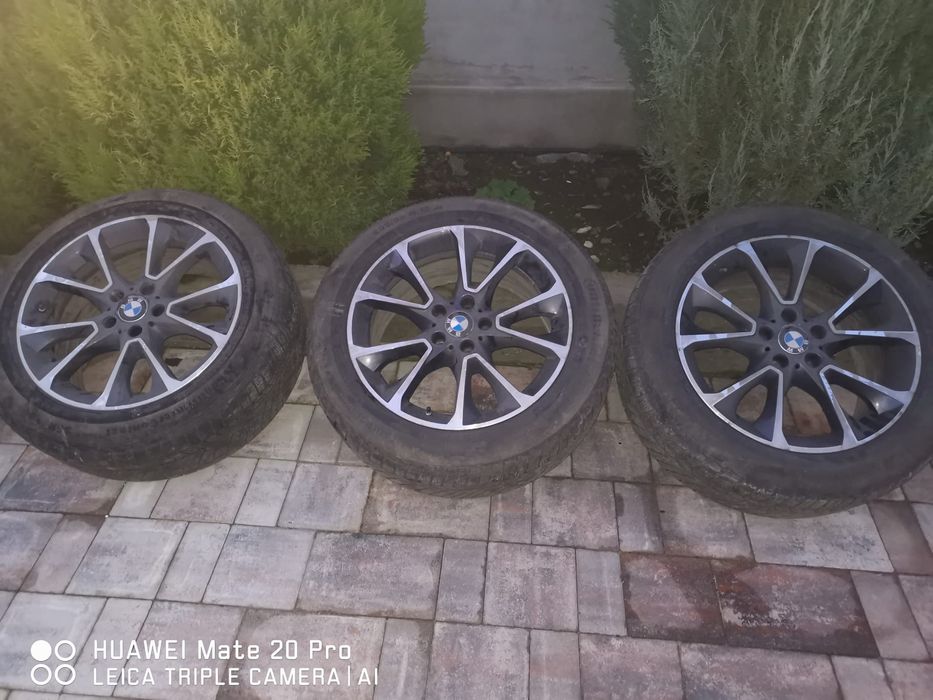 Jante cu anvelope de iarnă pentru BMW