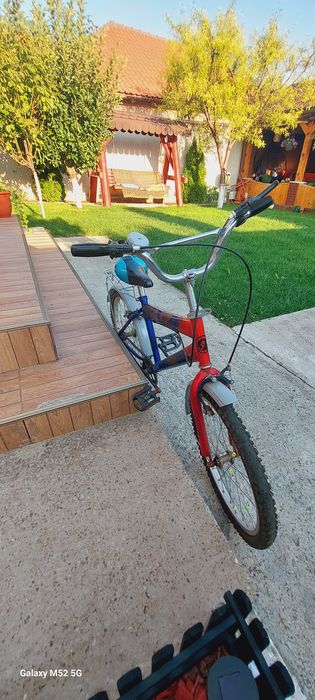Vând bicicletă copii