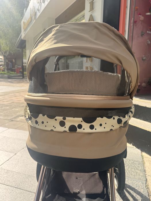 Бебешка количка Cybex Karolina Kurkova