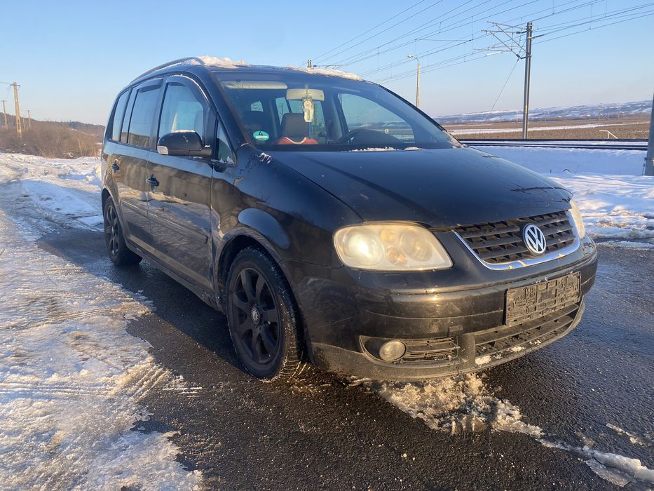 Dezmembrez vw touran 2.0(BKD)