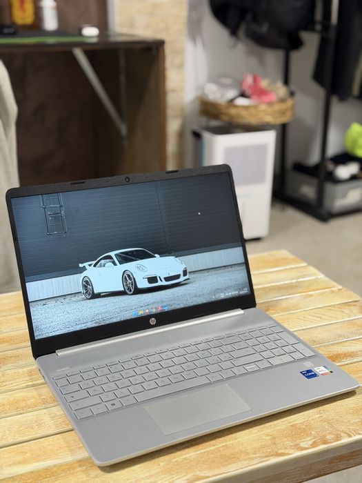 Laptop HP 15s | Intel i7 Gen 12 (i7-1255U) | 16GB RAM