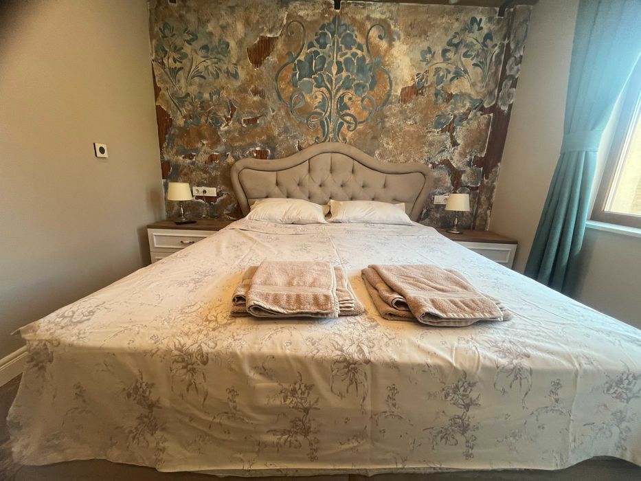 Луксозен двустаен апартамент под наем до река Дунав – център