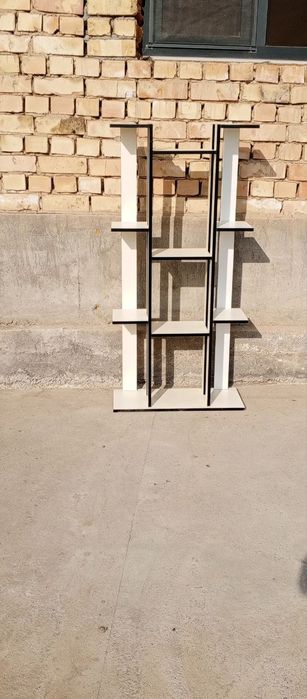 Под заказ делаем подставку для цветов