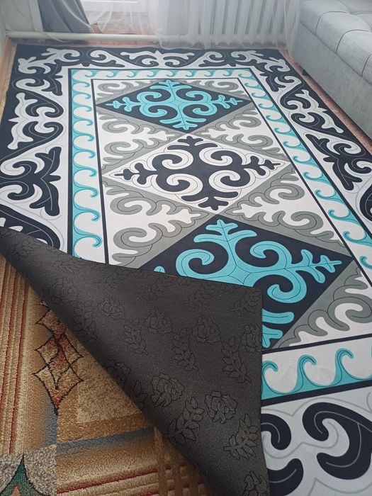 Продам очень красивый ковер!