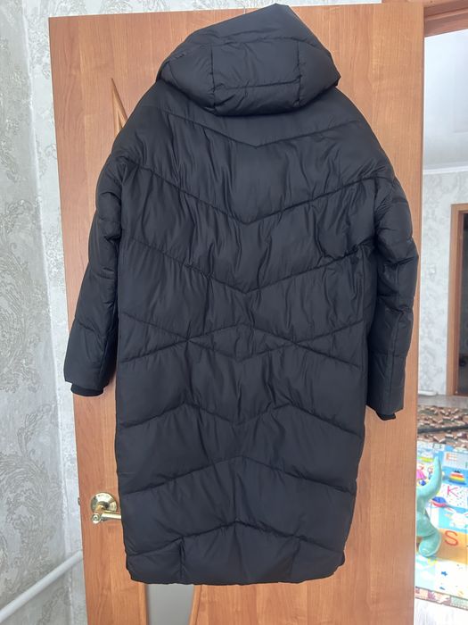 Пуховик зимний.