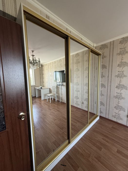 Срочно продается 2 шкафа