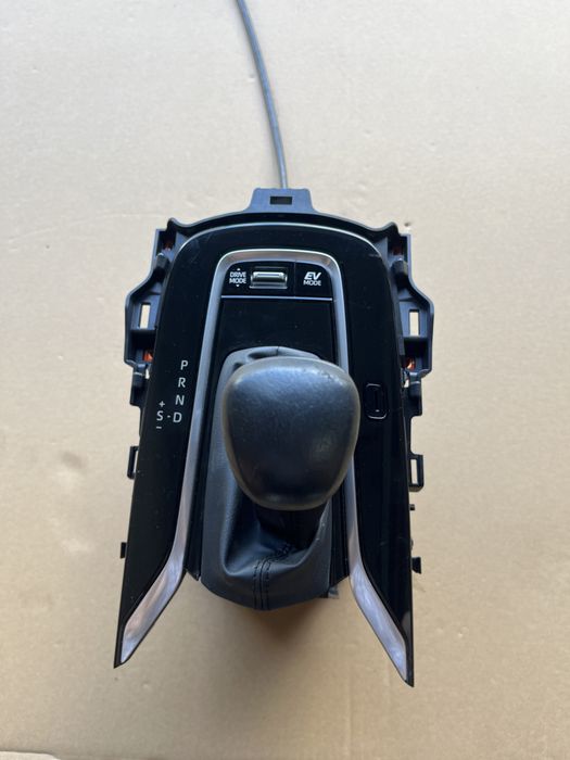 Selector viteze cutie automata Toyota Corolla E21