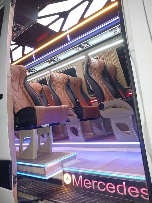 Транспортные услуги Гид с минивэном staria 2023 Mercedes sprinter